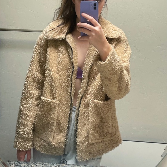 Steve Madden fuzzy jacket - Picture 3 of 4